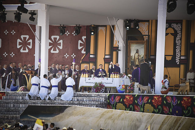 Papa Francesco arriva a San Cristobal de las Casas, in Messico, nel 2016