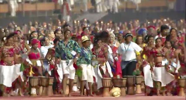 Corps de tambours africains.